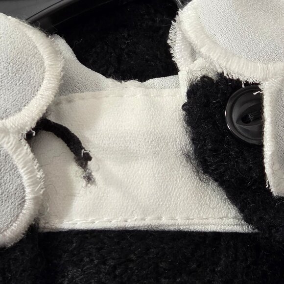 NWT CeCe Women's Knit Point Collar Long Sleeve Twofer Scalloped Sweater - Picture 4 of 5